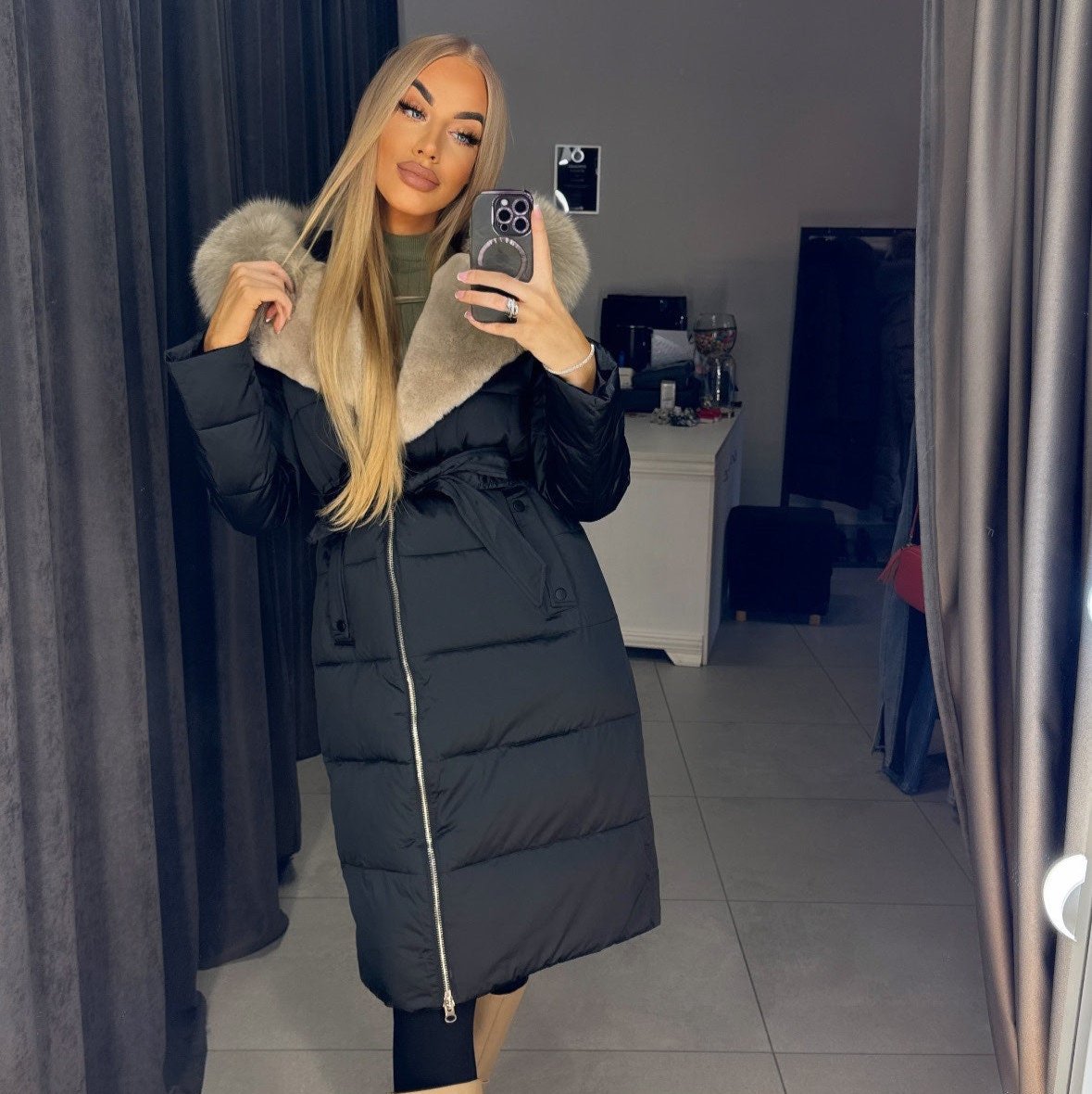 Image2 of Luxurious Winter Coat with Fur Collar from EME boutique