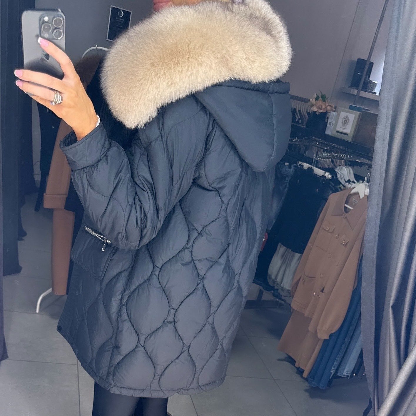 Image2 of Winter Coat with Massive Fur Collar from EME boutique