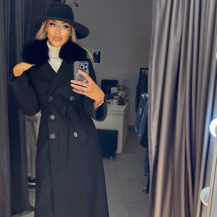Image3 of Elegant Coat with Fur from EME boutique
