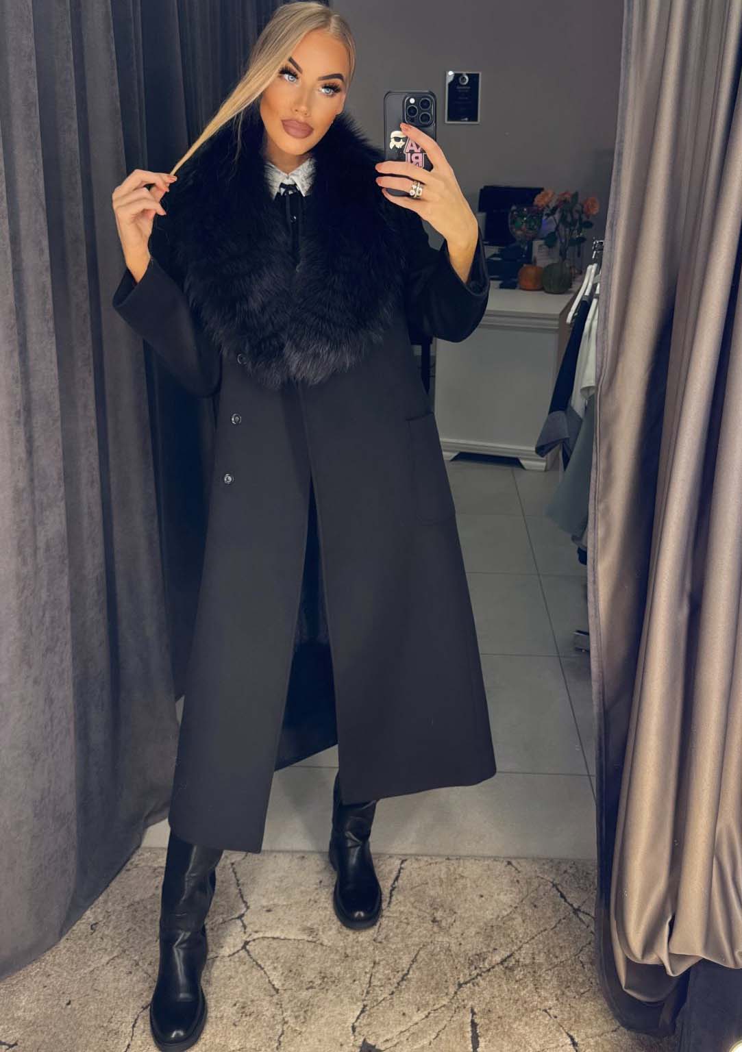 Image5 of Classic Coat with Removable Fur Collar and Belt from EME Boutique