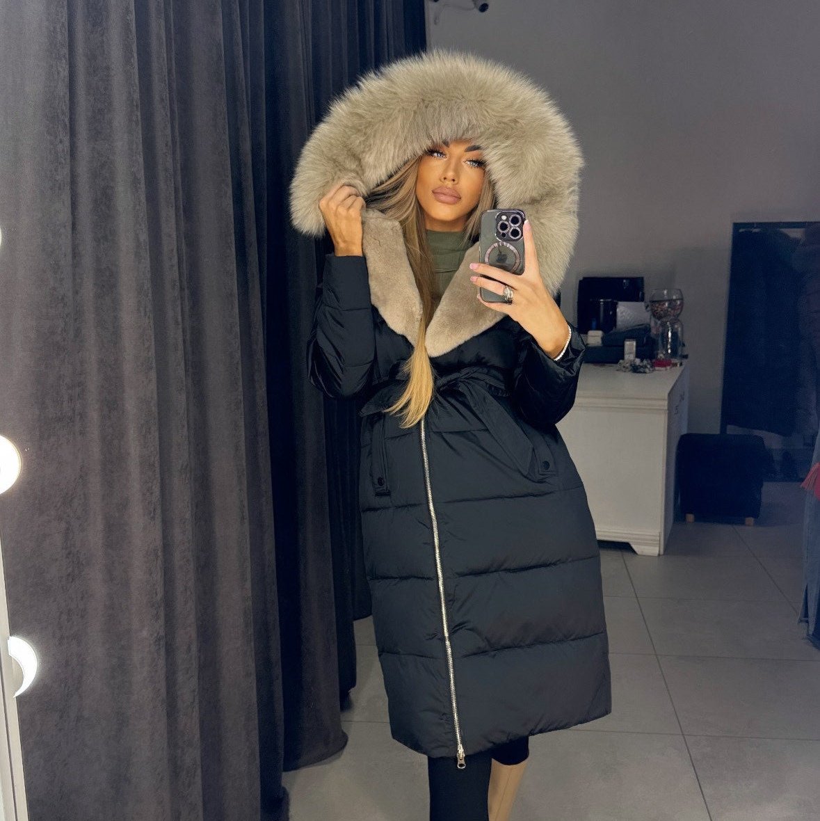 Image5 of Luxurious Winter Coat with Fur Collar from EME boutique