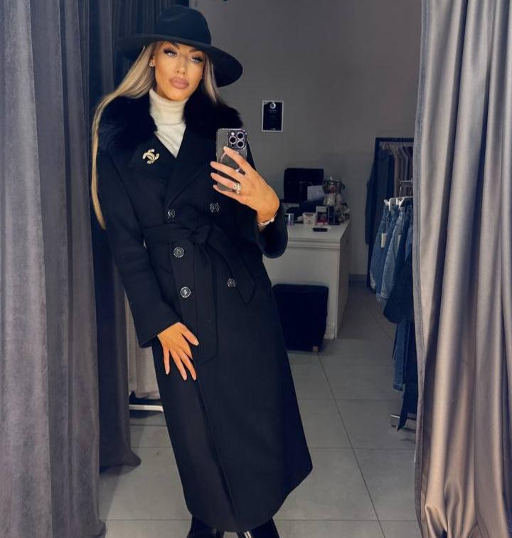 Image8 of Elegant Coat with Fur from EME boutique