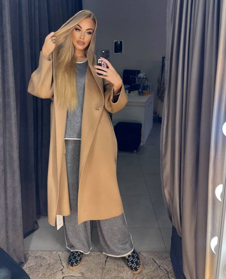 Photo2 of Long Cashmere Coat from EME boutique