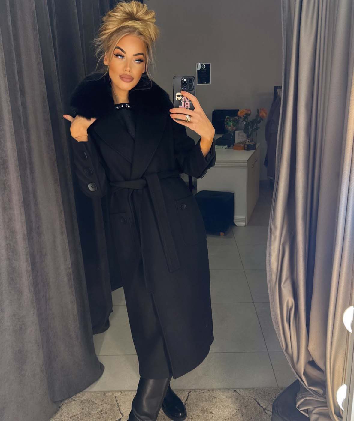 Image13 of Long Cashmere-Wool Coat with Natural Fur and Belt from EME Boutique