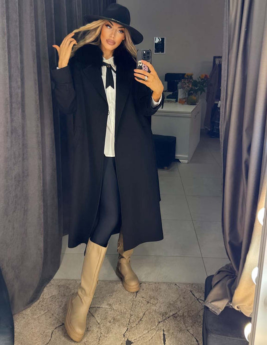 Image1 of Classic Fitted Coat with Elegant Details and Fur Collar from EME Boutique