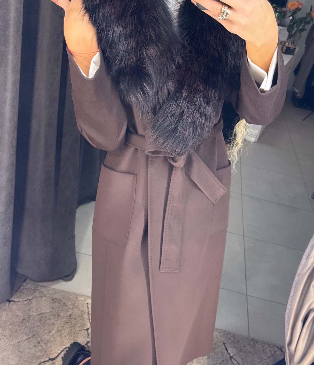 Image1 of Long Brown Coat with Fur Collar from EME Boutique