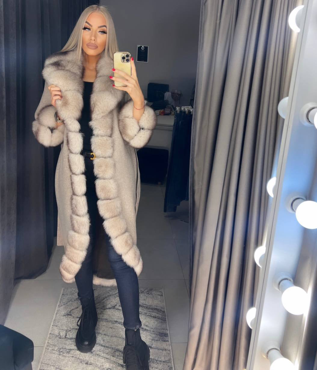 Creamy Fur and Alpaca Coat EMEboutique