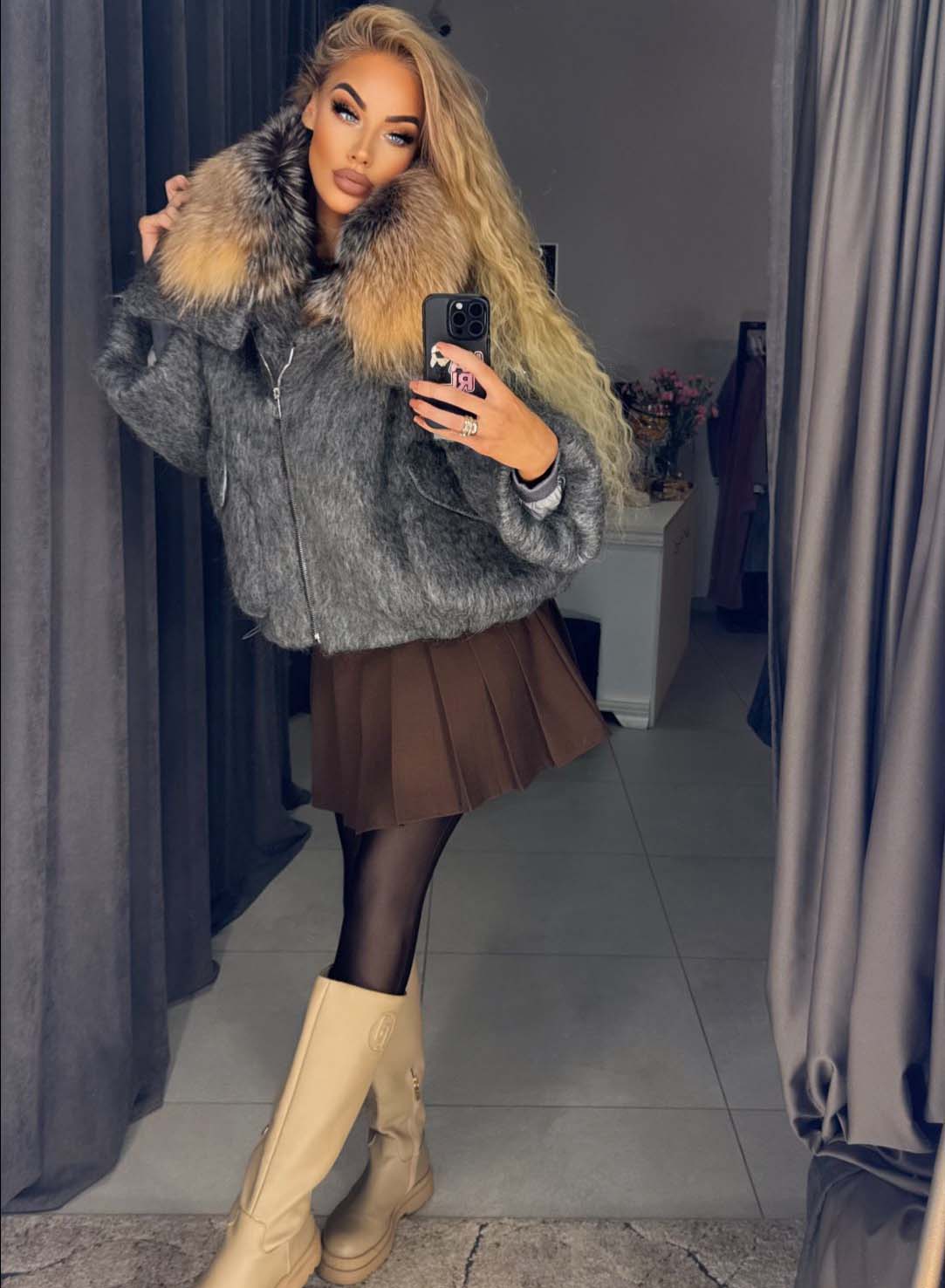 Image2 Oversize Fur Jacket with Luxurious Fur from EME Boutique