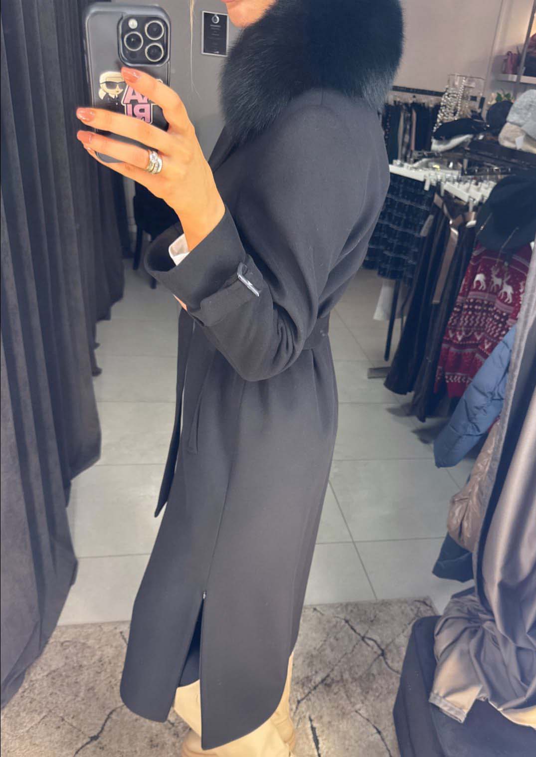 Image2 of Classic Fitted Coat with Elegant Details and Fur Collar from EME Boutique