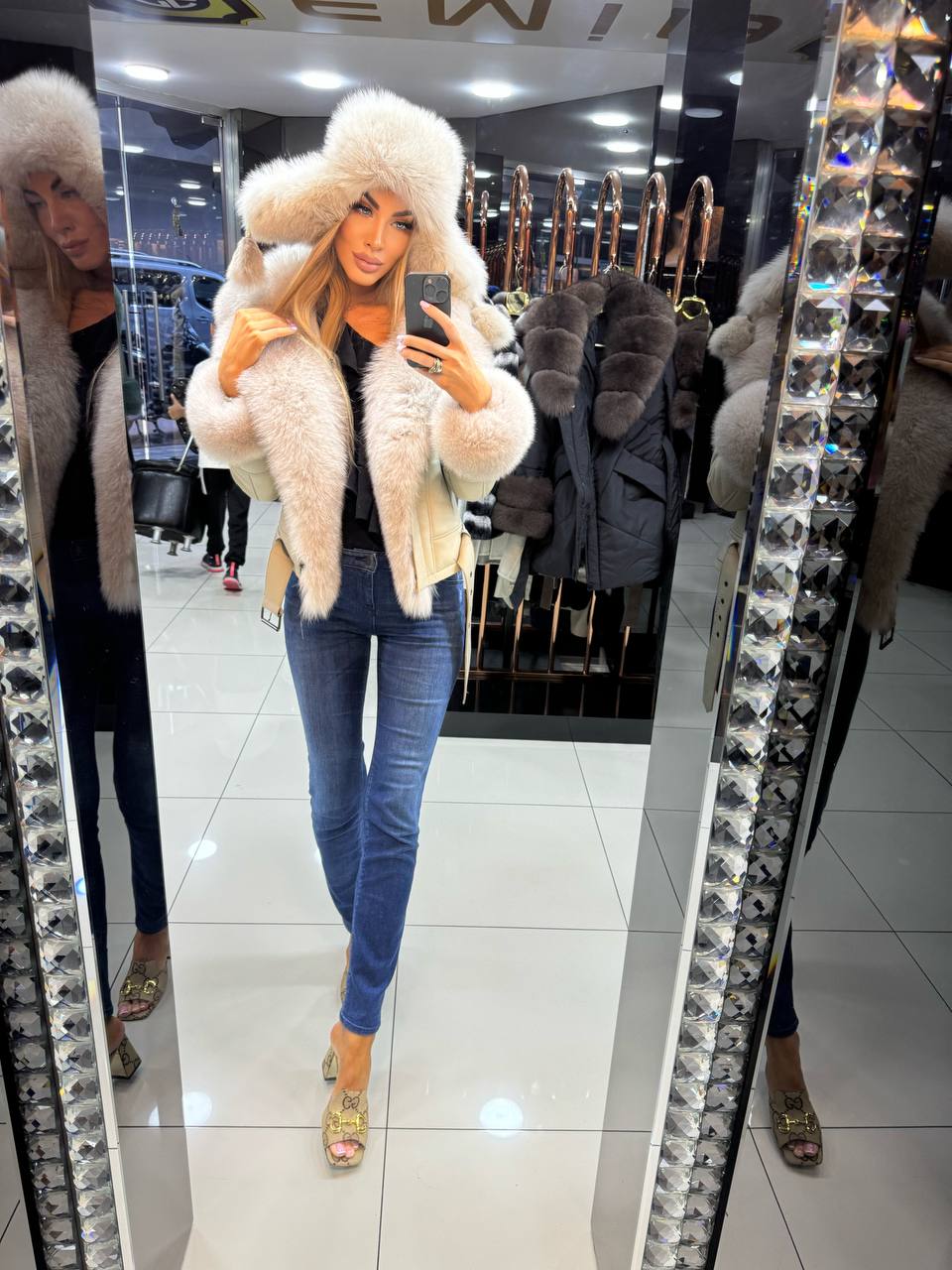 Image2 of Leather Jacket with Fox Fur from EME boutique