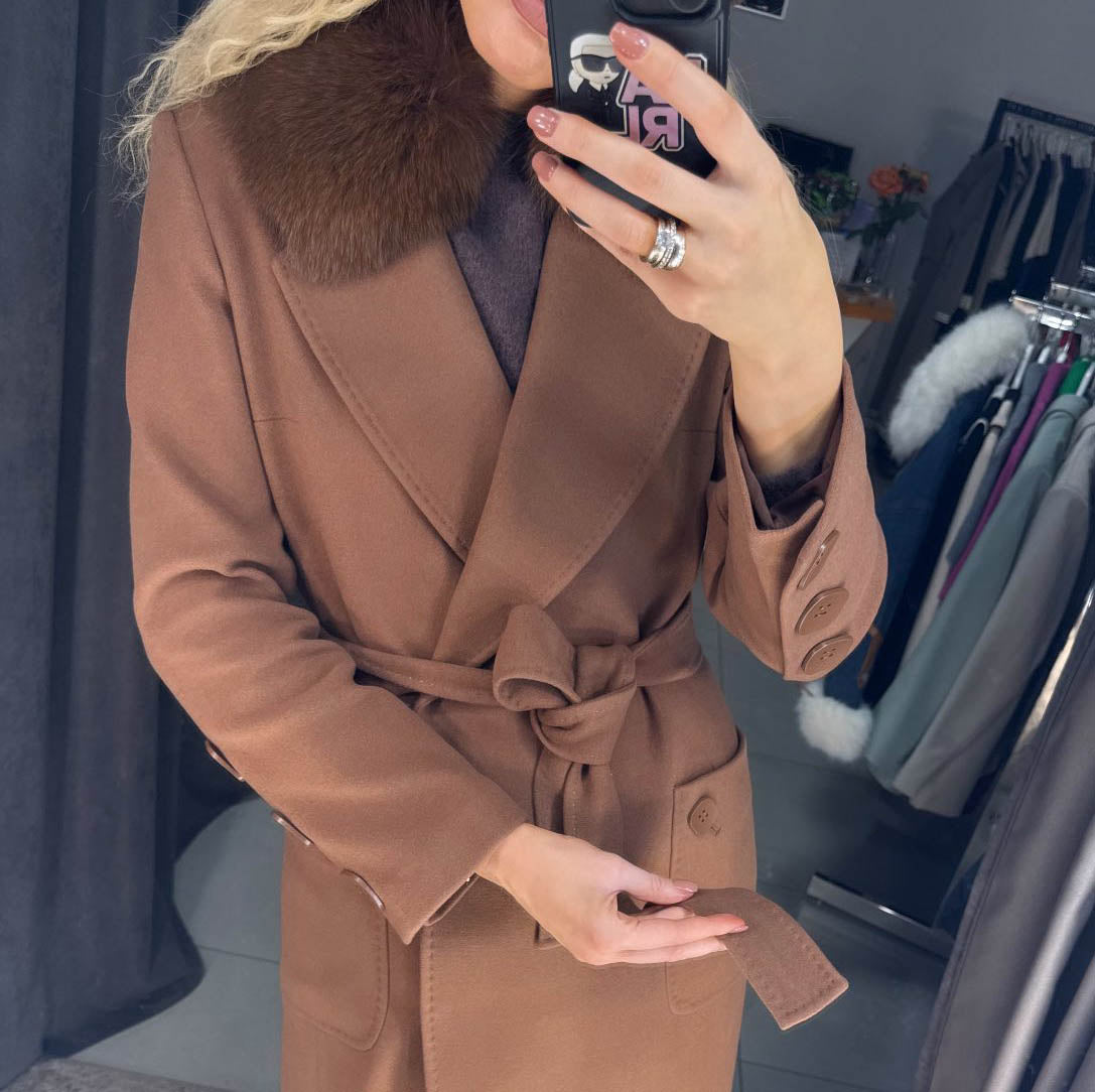 Image3 of Long Cashmere-Wool Coat with Natural Fur and Belt from EME Boutique