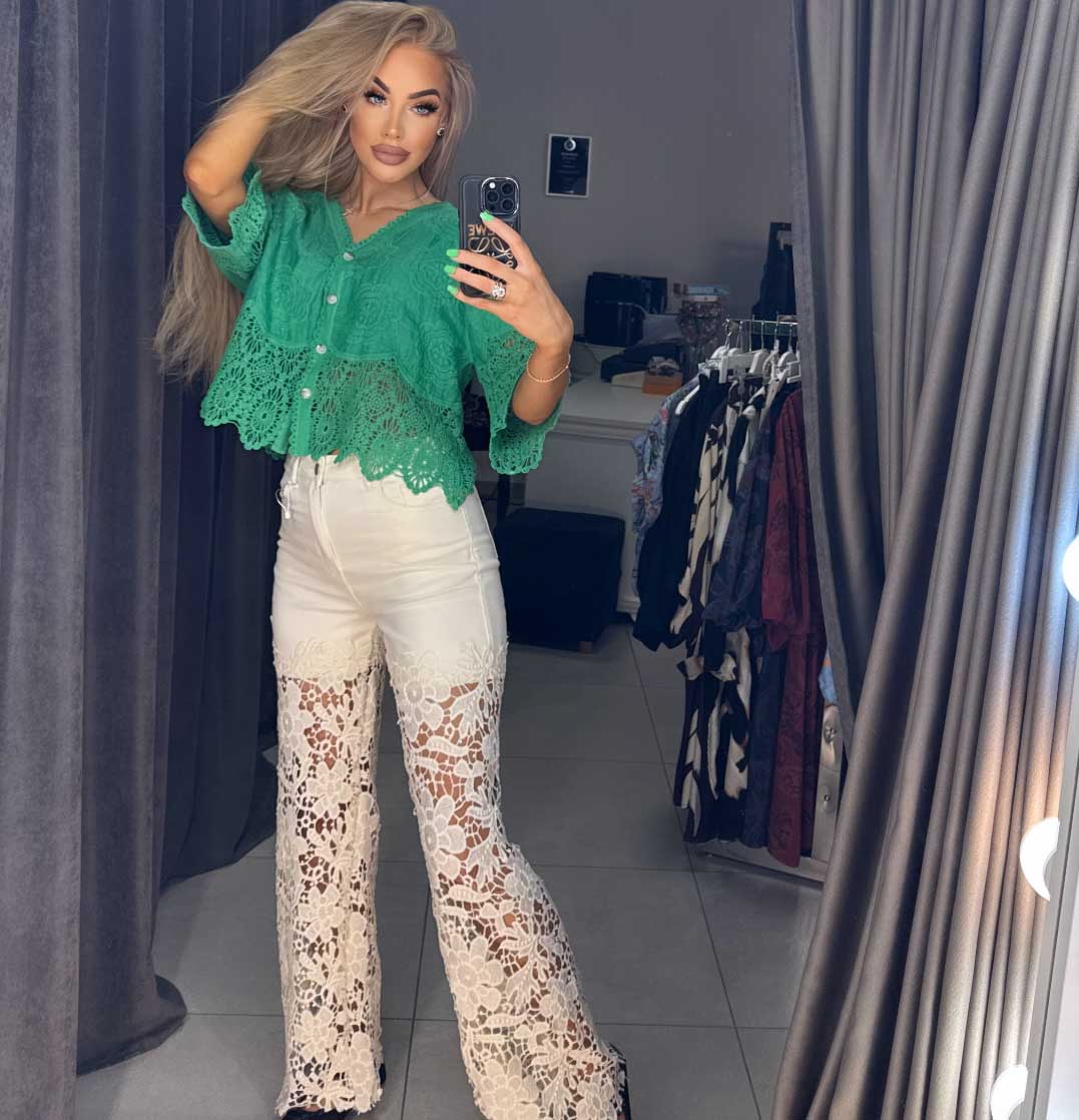 Jeans mit Spitzeneinsatz