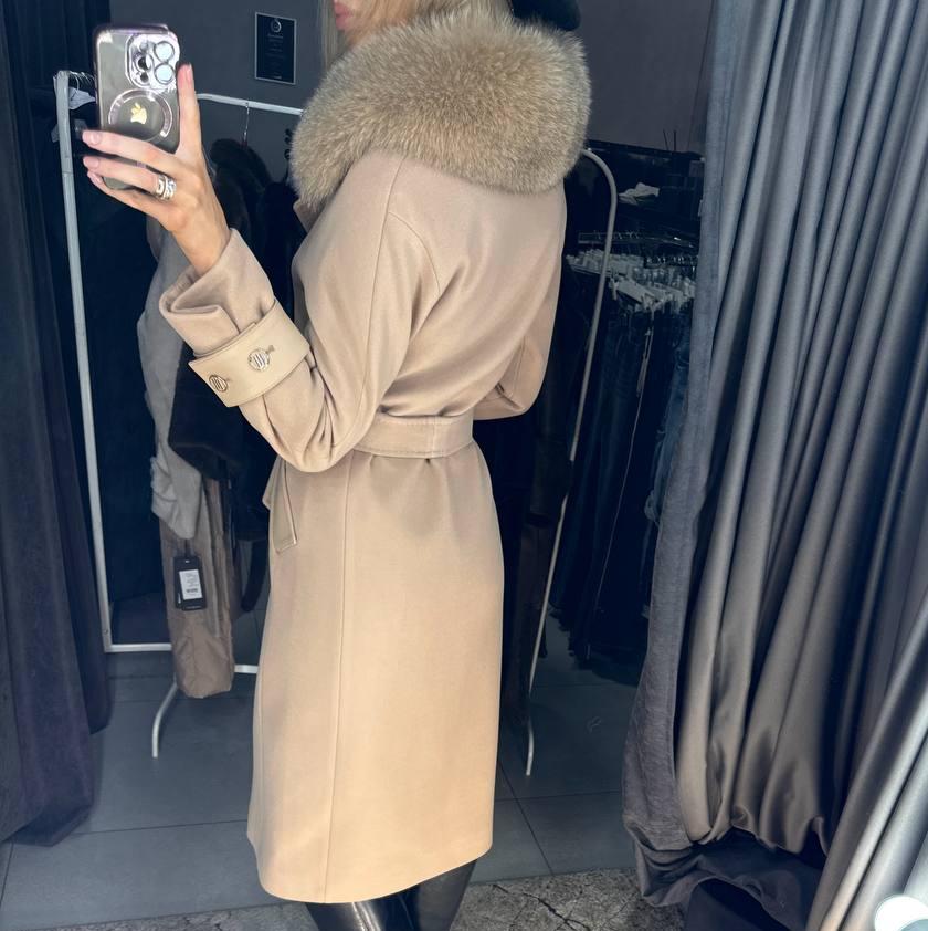 Image7 of Cashmere Coat with Fox Fur from EME boutique