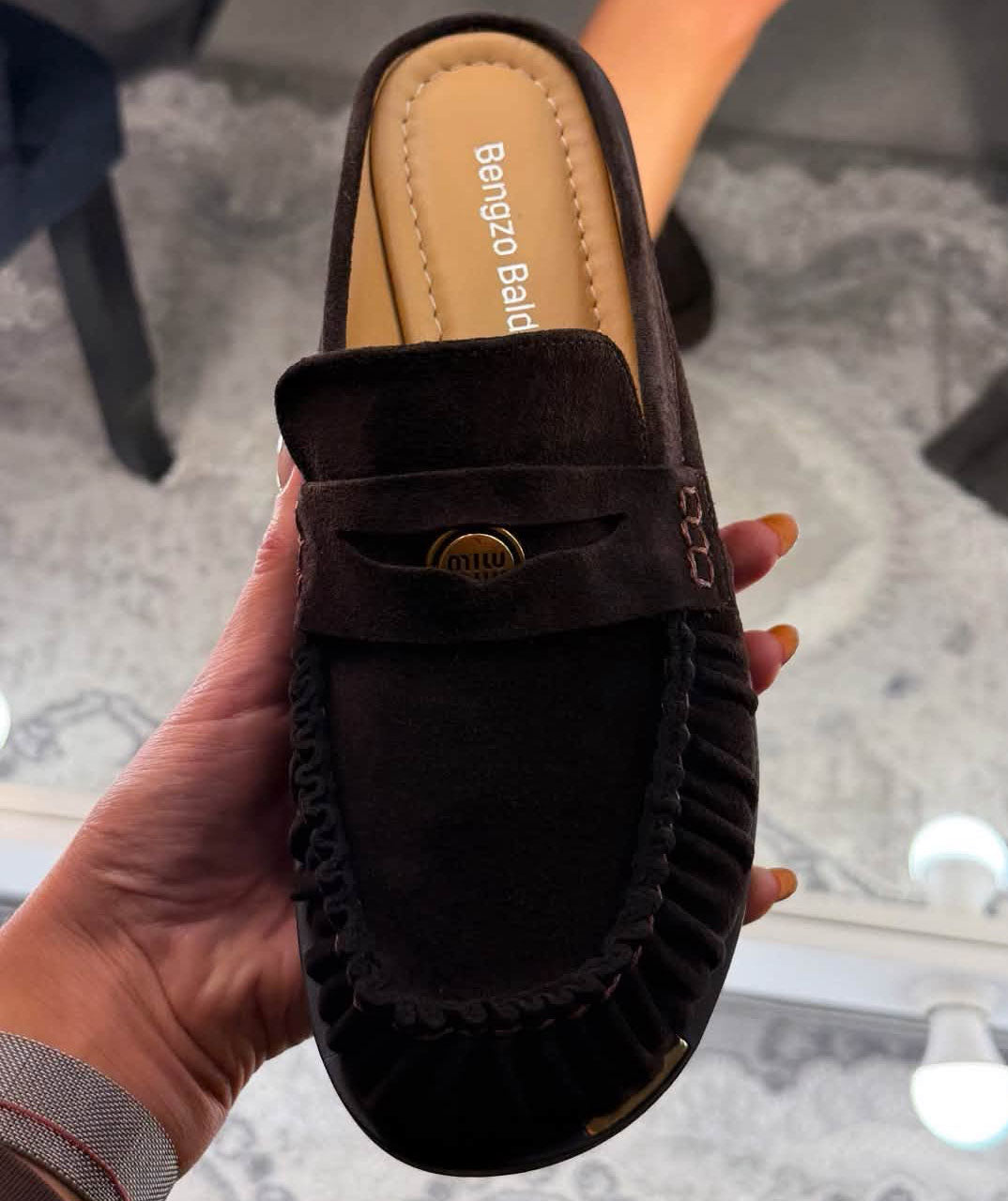 Image9 of Genuine Leather Slip-On Shoes from EME Boutique