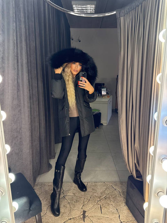 Photo1 of Winter Jacket with Luxurious Fox Fur from EME boutique