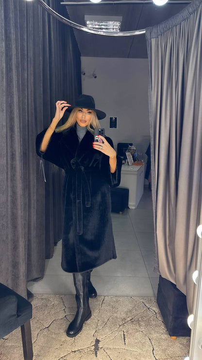 Photo2 of Black Long Reversible Fur Coat from EME boutique