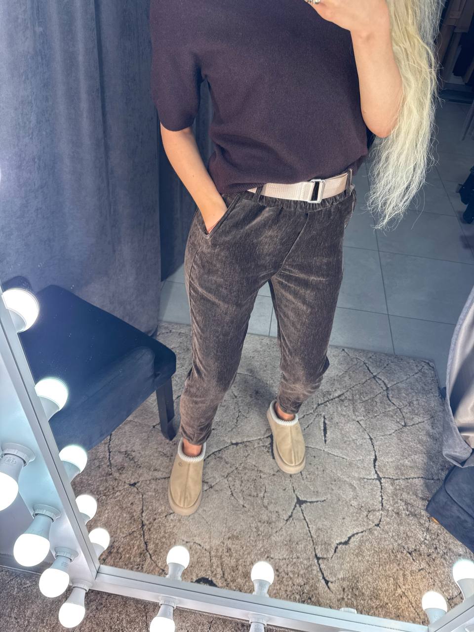 Photo2 of Velvet Pants from EME boutique
