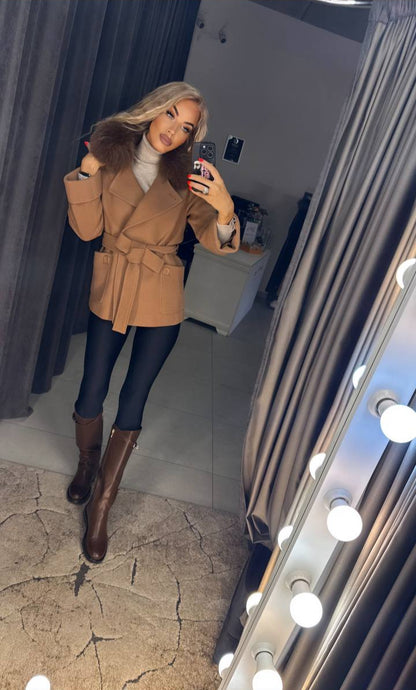 Photo3 of Cashmere Coat with Natural Fur from EME boutique