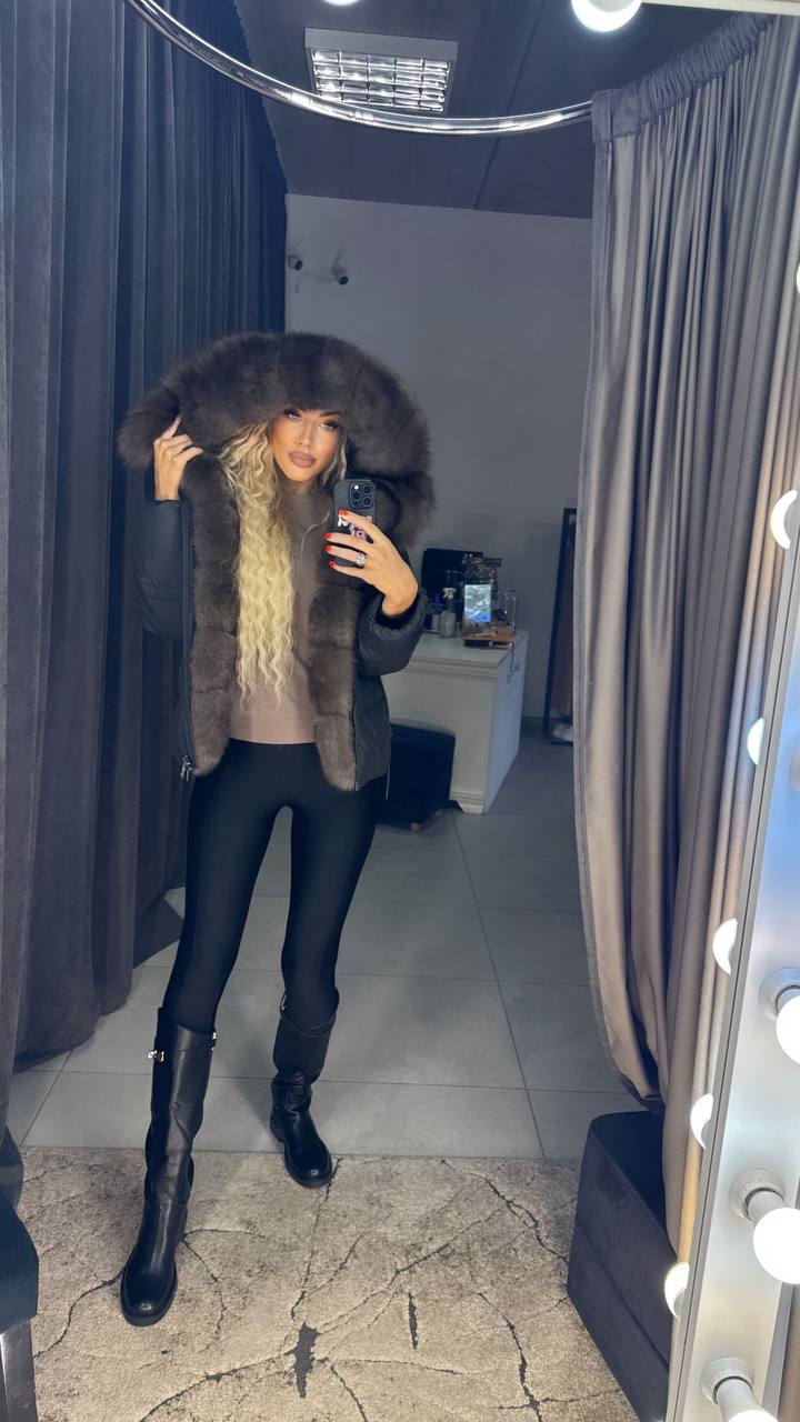 Photo4 of Winter Jacket with Brown Fox Fur from EME boutique