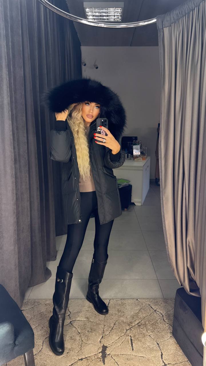 Photo4 of Winter Jacket with Luxurious Fox Fur from EME boutique
