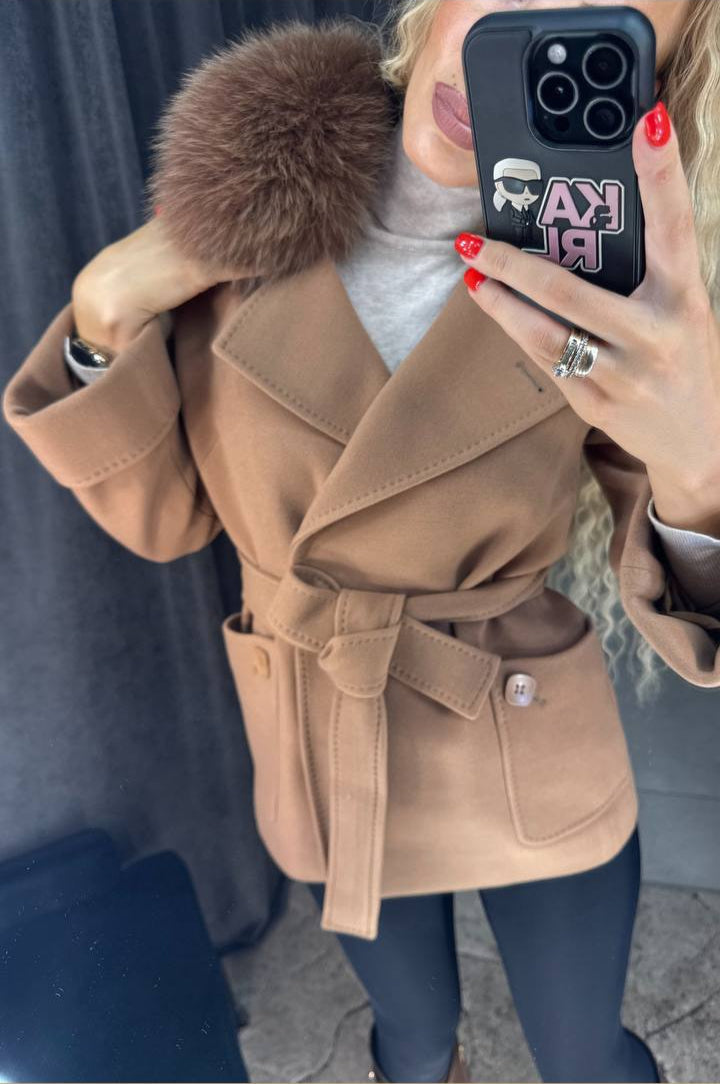 Photo5 of Cashmere Coat with Natural Fur from EME boutique