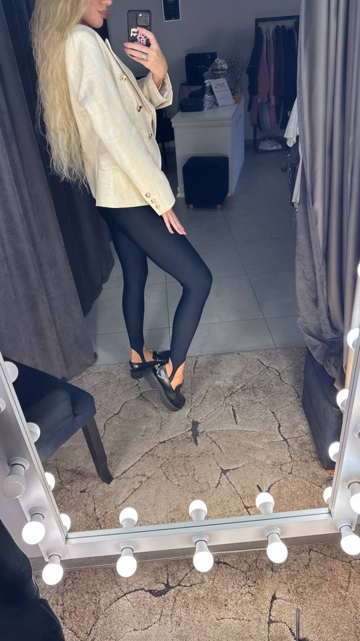Photo5 of High-Waisted Leggings from EME boutique